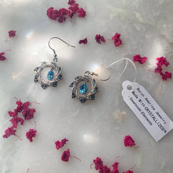 Boutique Blue & Silver Everyday Earrings - Picture 3 of 3